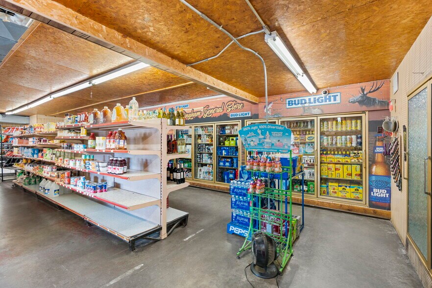 More Photos Of 409 Main St, Bingham Convenience Store For Sale