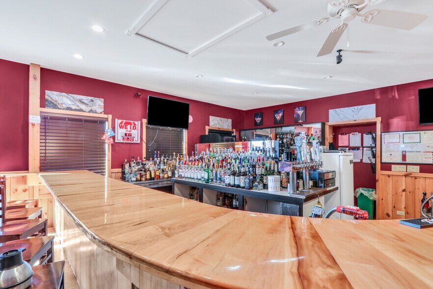 More Photos Of 2816 Route 120, Mchenry Restaurant For Sale