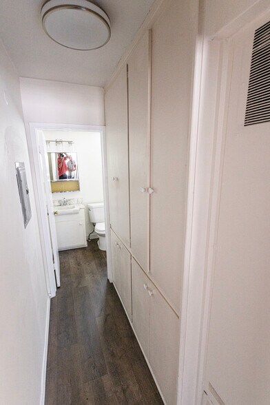 More Photos Of 14716 Magnolia Blvd, Sherman Oaks Apartments For Sale