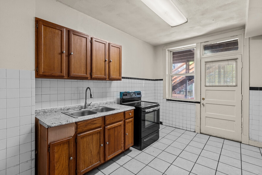 More Photos Of 4504 Arsenal St, Saint Louis Multifamily For Sale