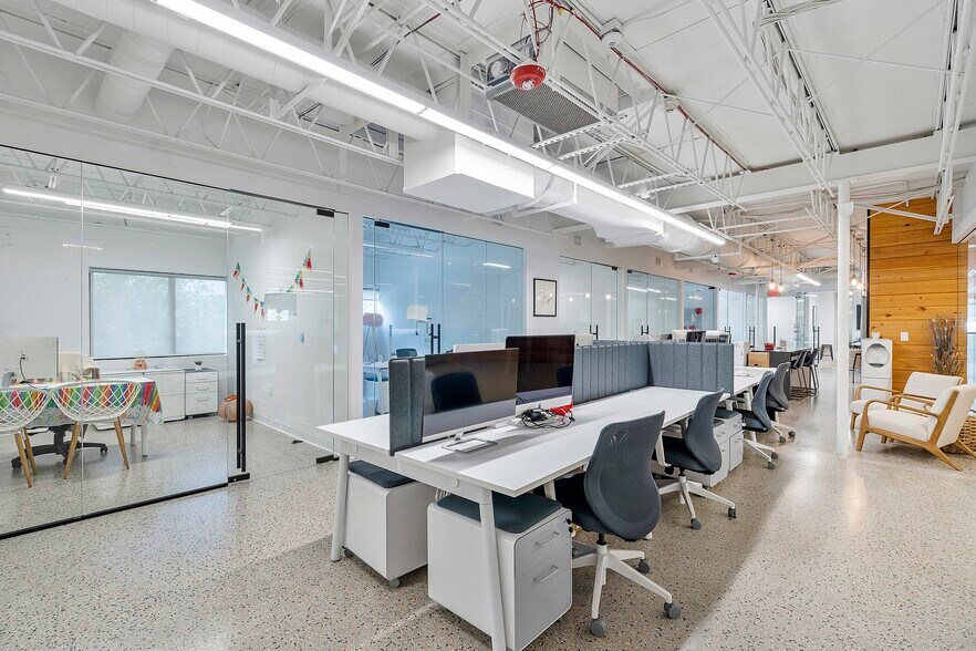 More Photos Of 900 NW 6th St, Fort Lauderdale Loft Creative Space For Lease