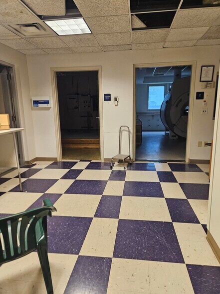 More Photos Of 1120 Professional Blvd, Evansville Office For Sale