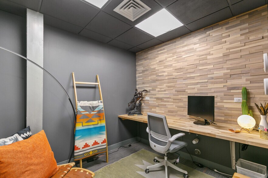 More Photos Of 2245 Curtis St, Denver Loft Creative Space For Lease