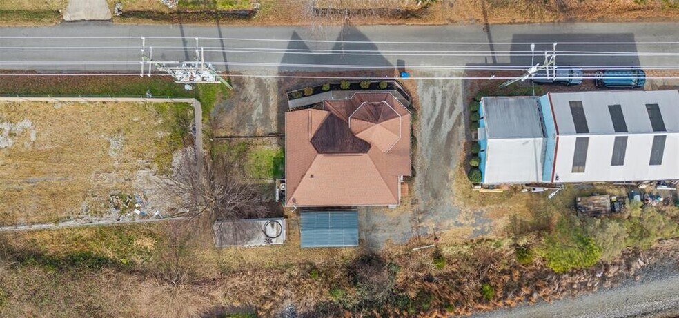 More Photos Of 4423 Railroad Ave, Harrisburg Office For Sale