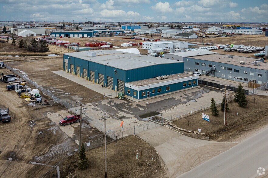 More Photos Of 605 15th Ave, Nisku Warehouse For Sale