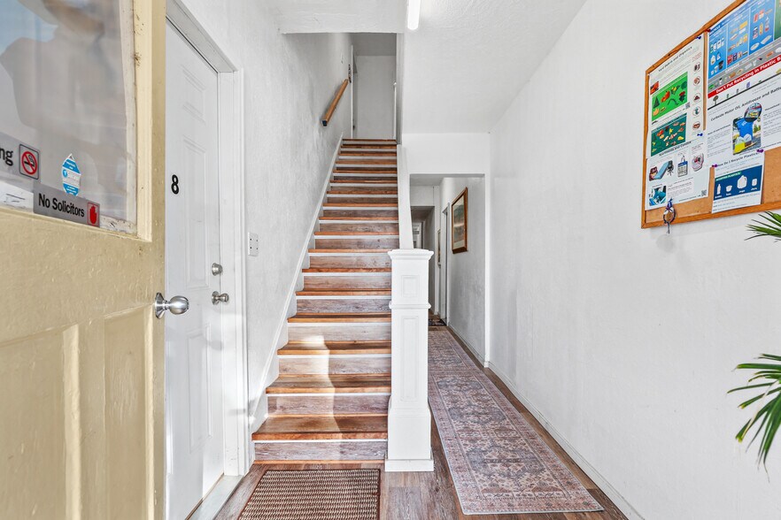 More Photos Of 1833 C St, Washougal Apartments For Sale