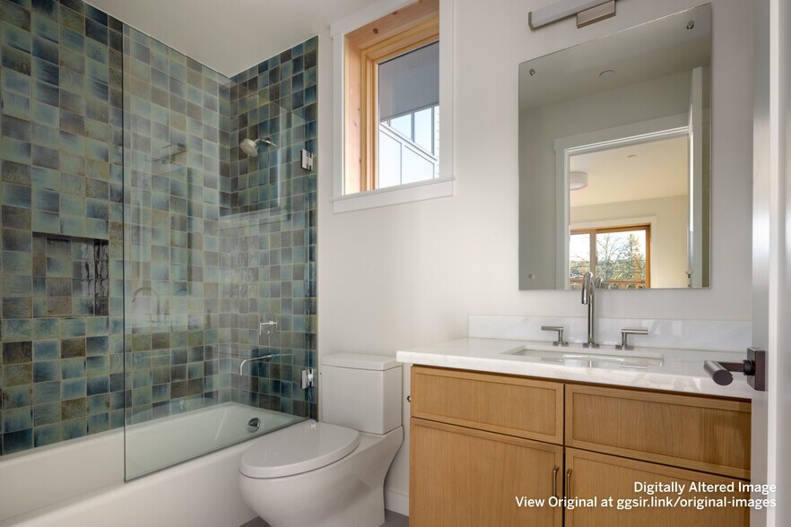 More Photos Of 709 C St, San Rafael Multifamily For Sale