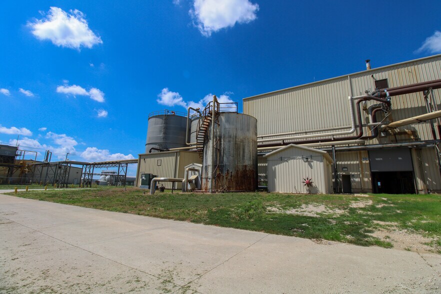 More Photos Of 6059 159th St, Galva Food Processing For Sale