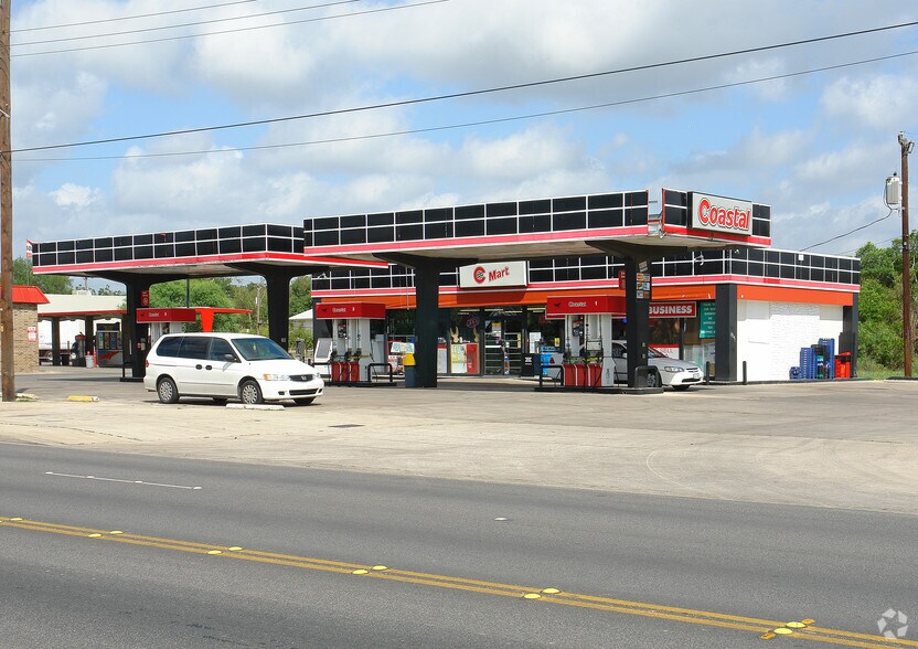 Primary Photo Of 3279 Nacogdoches Rd, San Antonio Convenience Store For Sale