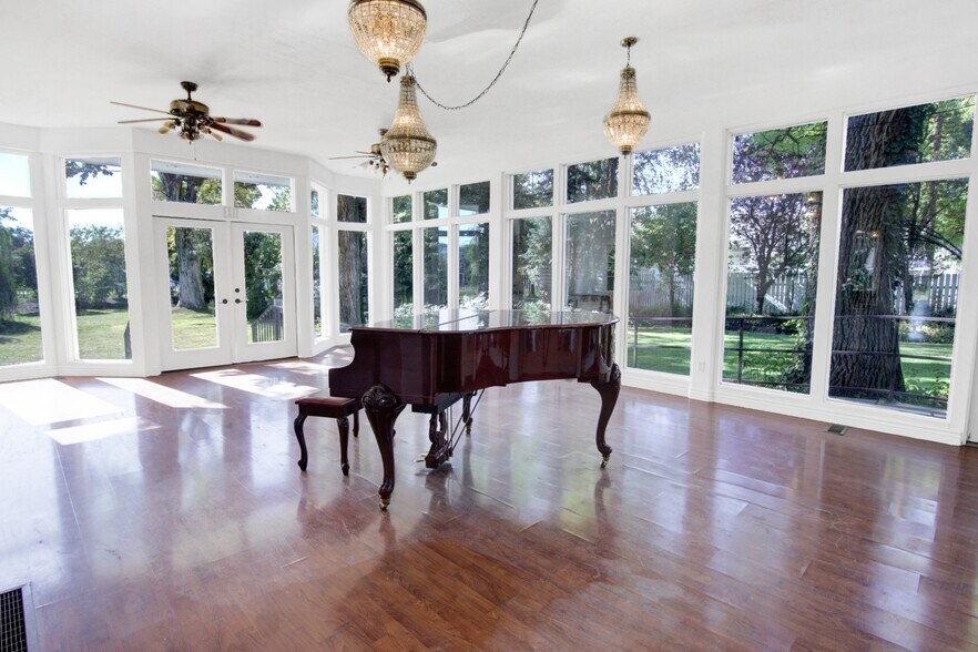 More Photos Of 170 N Main St, Layton Lodge Meeting Hall For Sale