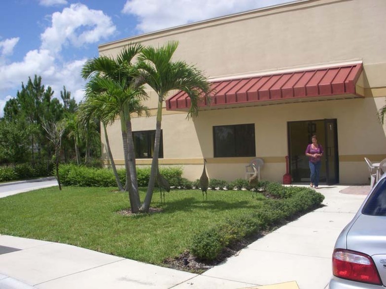 Primary Photo Of 15821 Mercantile Ct, Jupiter Warehouse For Lease