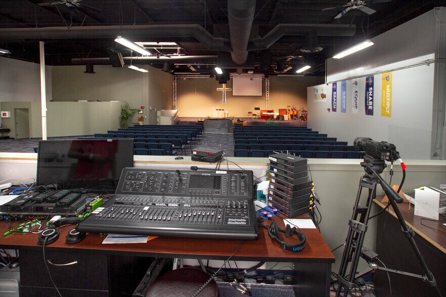 More Photos Of 1811 S 7th St, San Jose Warehouse For Sale