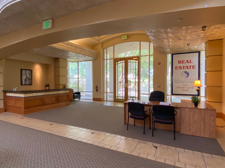 More Photos Of 14031 Del Webb Blvd, Belleview Coworking Space