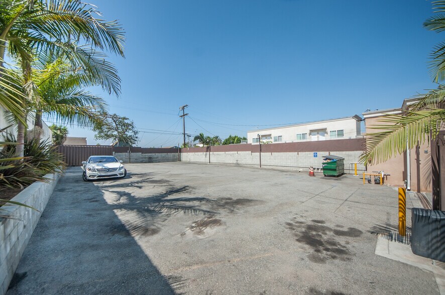 More Photos Of 5010 W Washington Blvd, Los Angeles Land For Lease