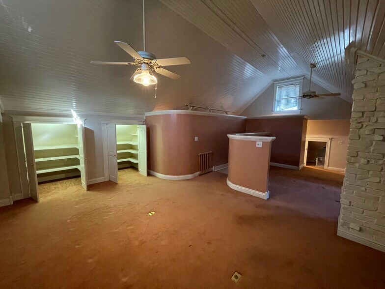 More Photos Of 1412 20th St, Sacramento Daycare Center For Sale