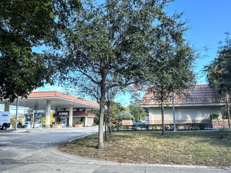 More Photos Of 7380 Wiles Rd, Coral Springs Freestanding For Sale
