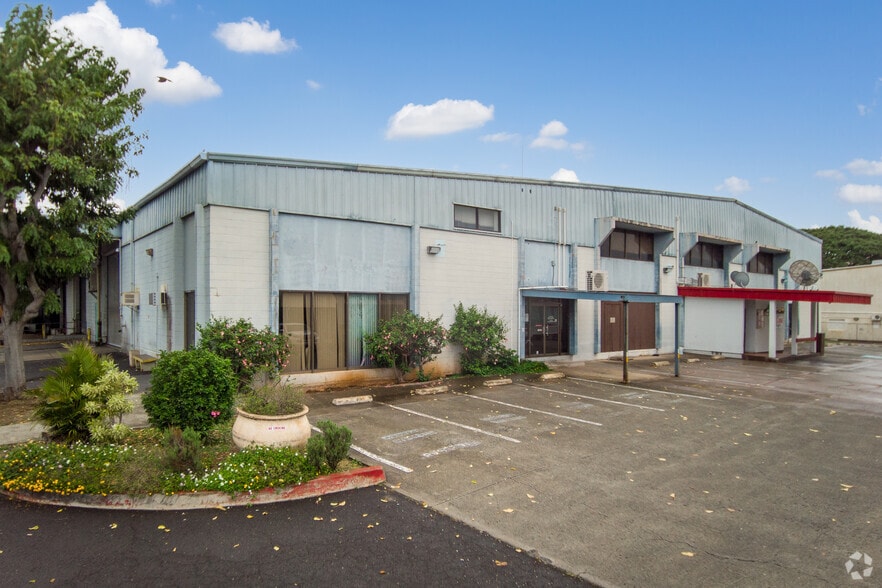More Photos Of 1151 Mapunapuna St, Honolulu Warehouse For Sale
