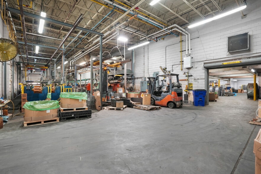 More Photos Of 1711 Woodland Ave, Columbus Warehouse For Sale