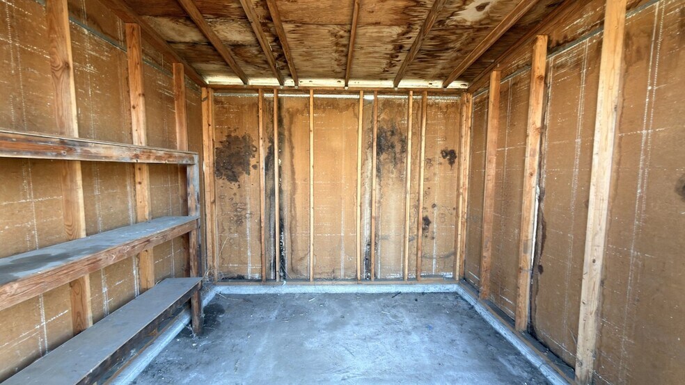 More Photos Of 2144 Pacific Ave S, Kelso Warehouse For Lease