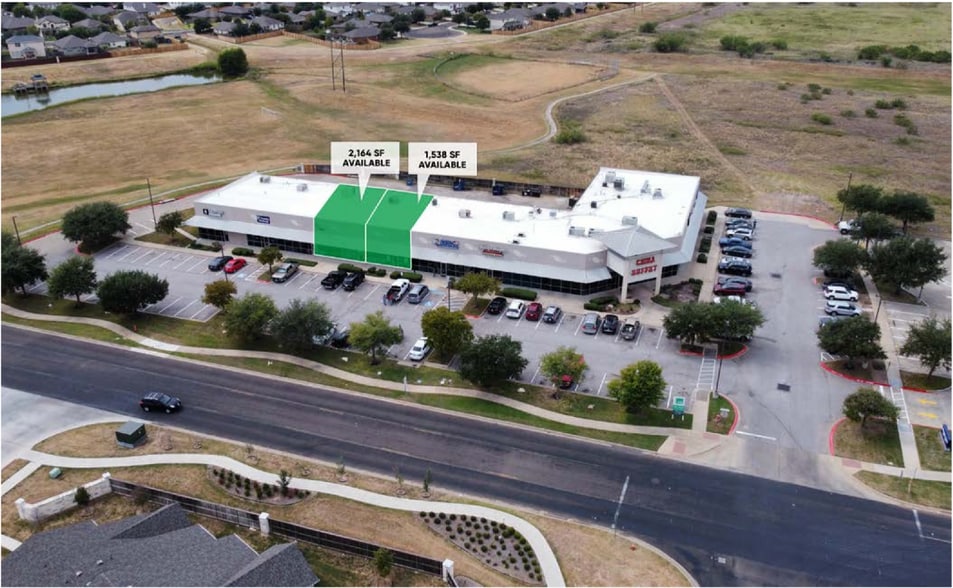 More Photos Of 210 Hunters Crossing, Cedar Creek Unknown For Lease