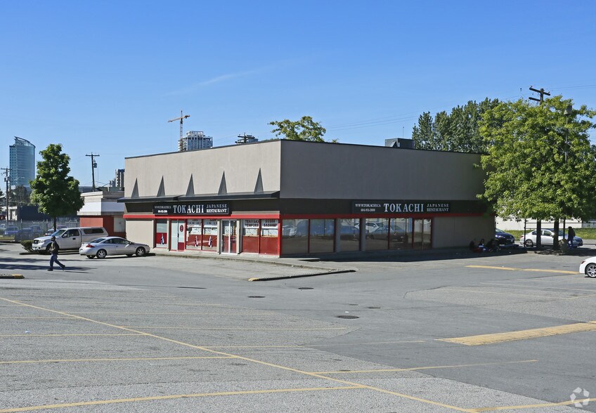 More Photos Of 10767 King George Blvd, Surrey Restaurant For Sale
