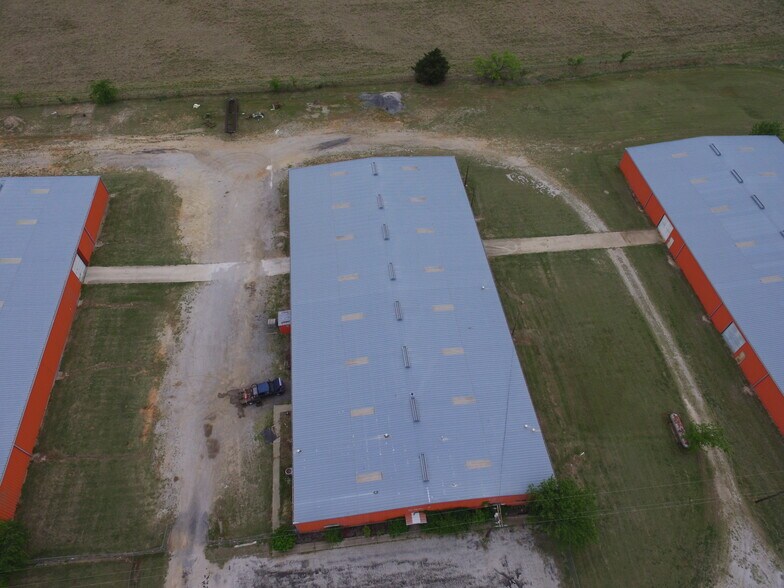 More Photos Of 000 E US-82, Nocona Warehouse For Sale