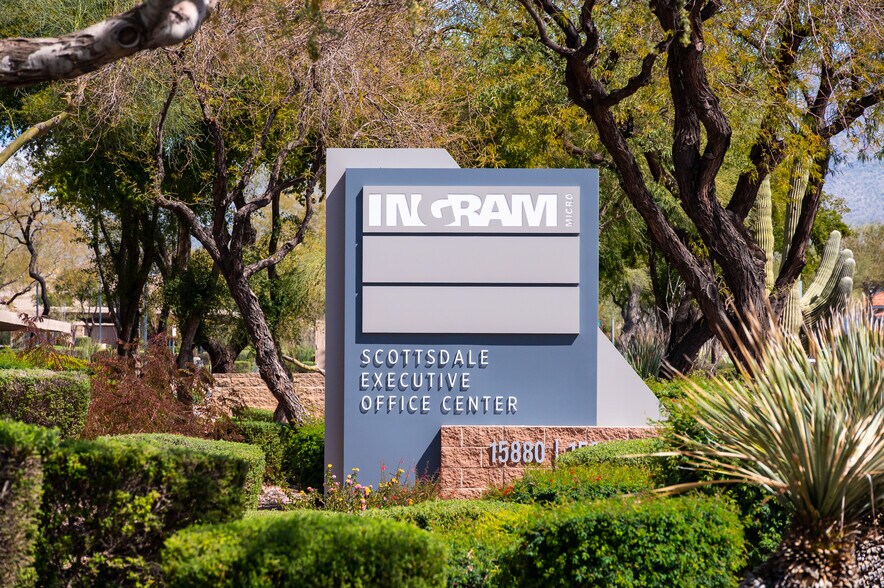 More Photos Of 15880 N Greenway-Hayden Loop, Scottsdale Unknown For Lease