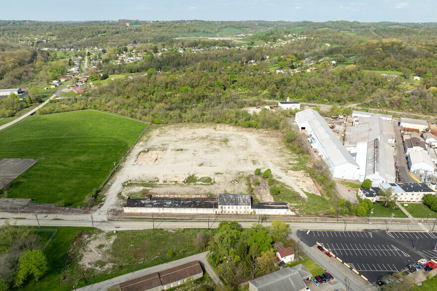 More Photos Of 1221 Green St, Washington Land For Lease