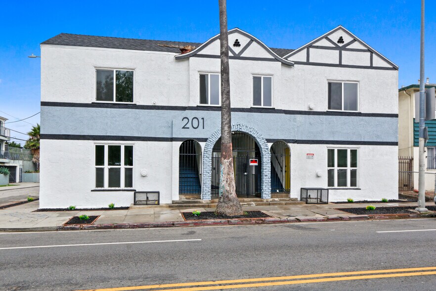 More Photos Of 4201 S Council St, Los Angeles Apartments For Sale