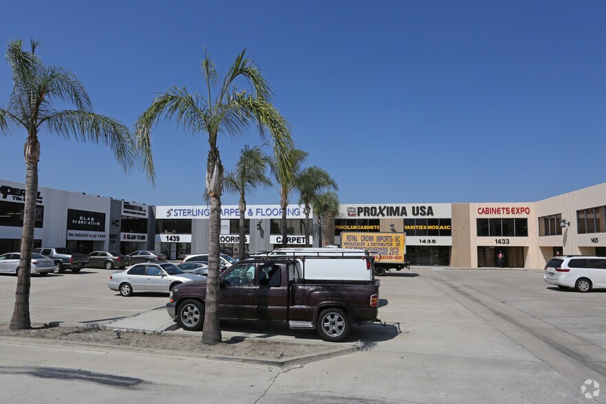More Photos Of 1423-1449 S State College Blvd, Anaheim Warehouse For Lease