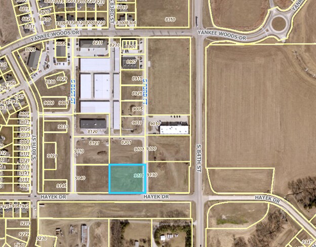 More Photos Of 9131 83rd St, Lincoln Flex For Lease