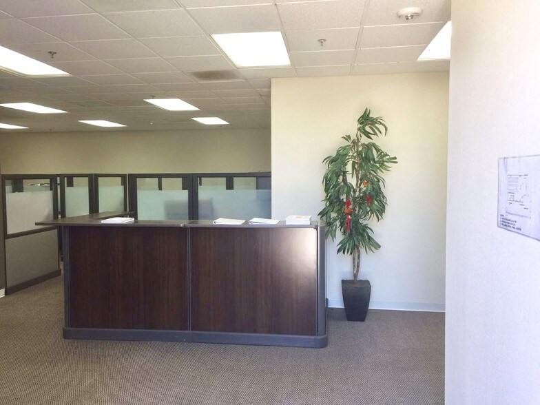 More Photos Of 16902 Millikan Ave, Irvine Warehouse For Lease