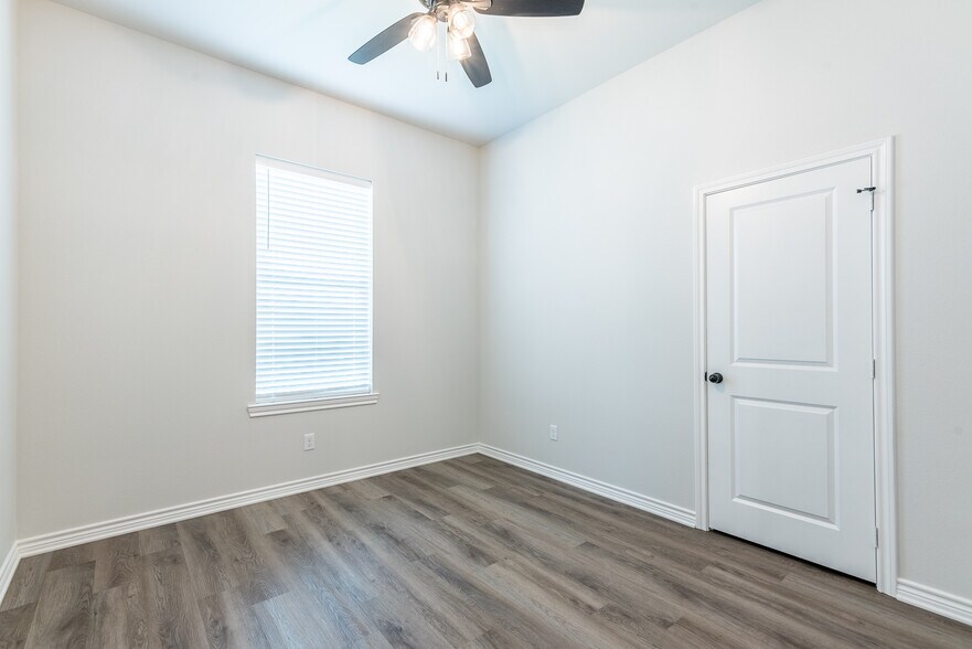 More Photos Of 14151 County Road 192, Tyler Apartments For Sale