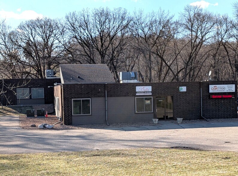 More Photos Of 15870 Franklin Trl SE, Prior Lake Medical For Sale