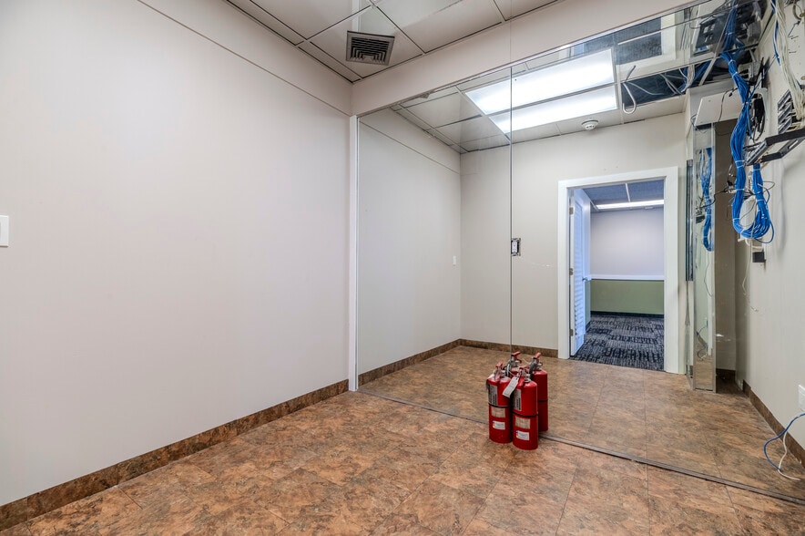 More Photos Of 1575 Hillside Ave, New Hyde Park Medical For Sale