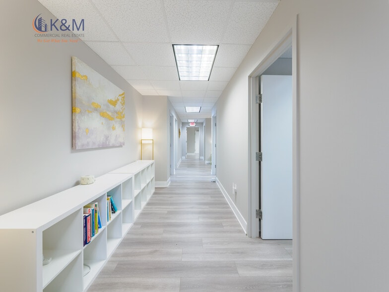 More Photos Of 3930 Walnut St, Fairfax Medical For Sale