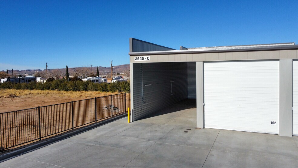 More Photos Of 3645 Andy Devine Ave, Kingman Specialty For Sale