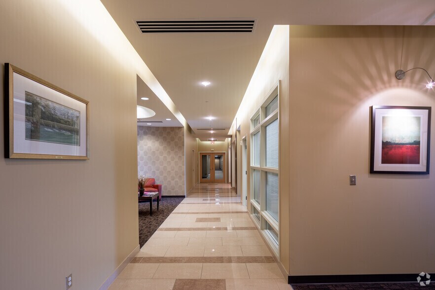 More Photos Of 3330 Preston Ridge Rd, Alpharetta Medical For Lease