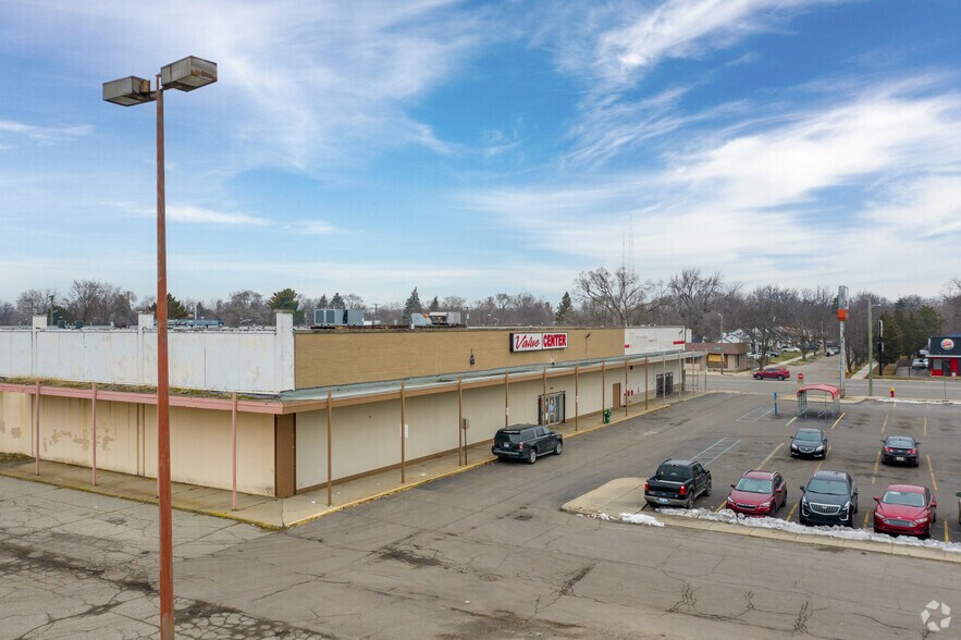 More Photos Of 20425-20427 Plymouth Rd, Detroit Freestanding For Sale