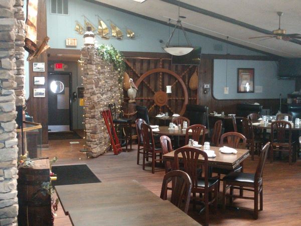 Primary Photo Of 3251 Orchard Lake Rd, Keego Harbor Restaurant For Sale