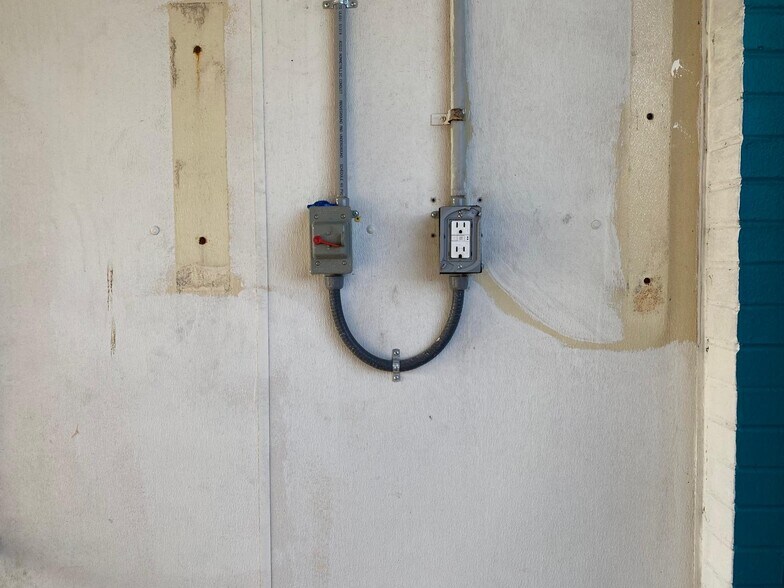 More Photos Of 10150 E 11th St, Tulsa Carwash For Sale