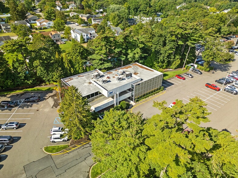 More Photos Of 700 Veterans Memorial Hwy, Hauppauge Unknown For Lease