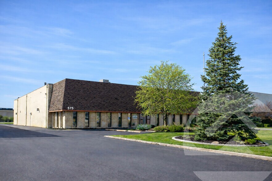 Primary Photo Of 575 Robbins Dr, Troy Warehouse For Lease