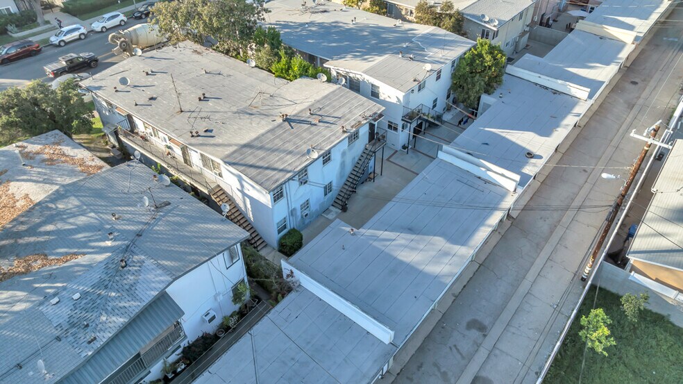 More Photos Of 6308 Coldwater Canyon Ave, North Hollywood Apartments For Sale