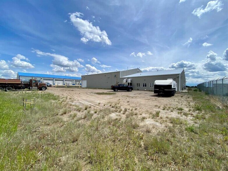 More Photos Of 5508 Guardian Street Macklin SK S0L 2C0, Macklin Warehouse For Sale