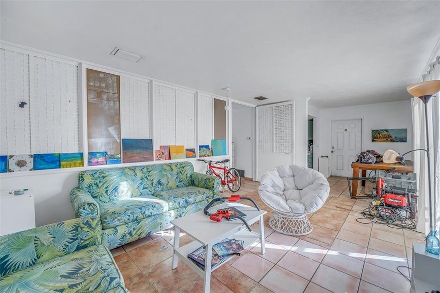 More Photos Of 1130 S Pinellas Bayway, Tierra Verde Freestanding For Sale