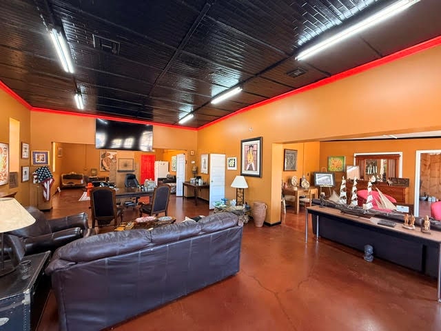 More Photos Of 520 W Main St, Payson Storefront Retail Residential For Sale
