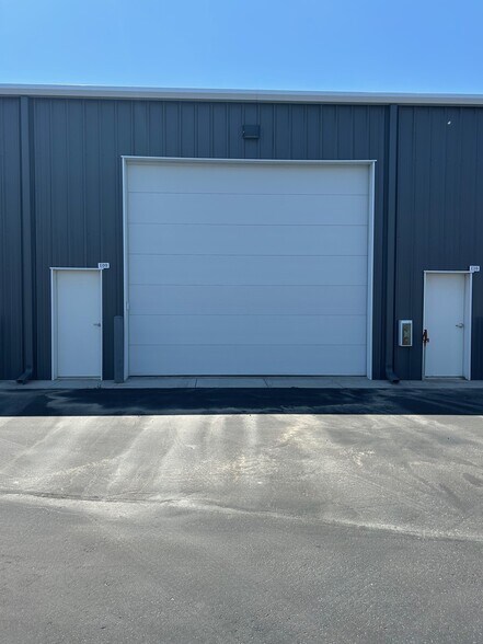 More Photos Of 2140-2162 E Summersweet Dr, Boise Self Storage For Sale