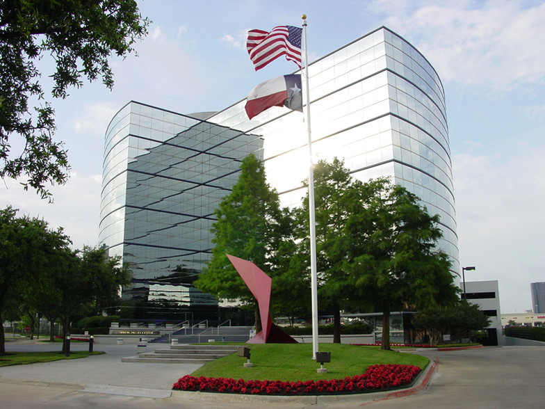 Primary Photo Of 5220 Spring Valley Rd, Dallas Office For Lease