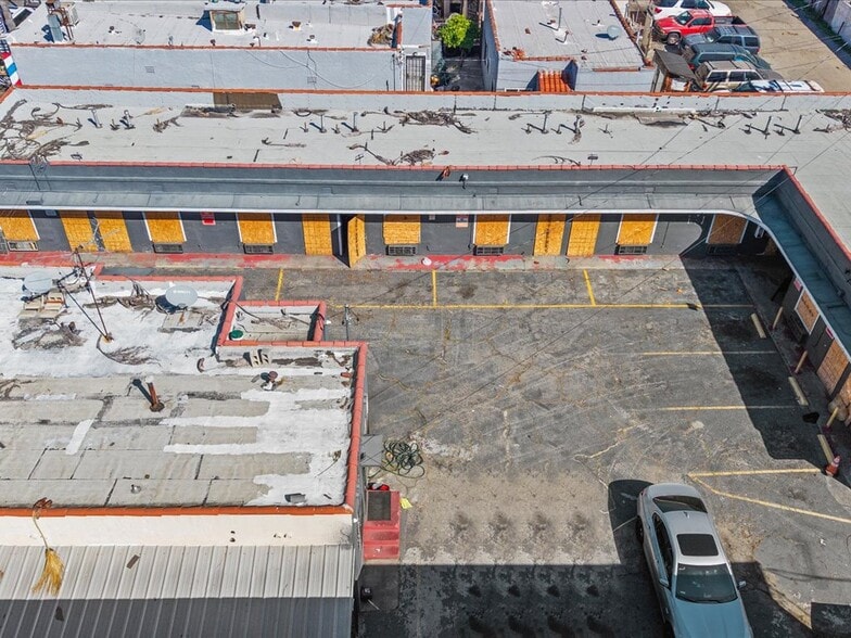 More Photos Of 10914 S Figueroa St, Los Angeles Hotel For Sale